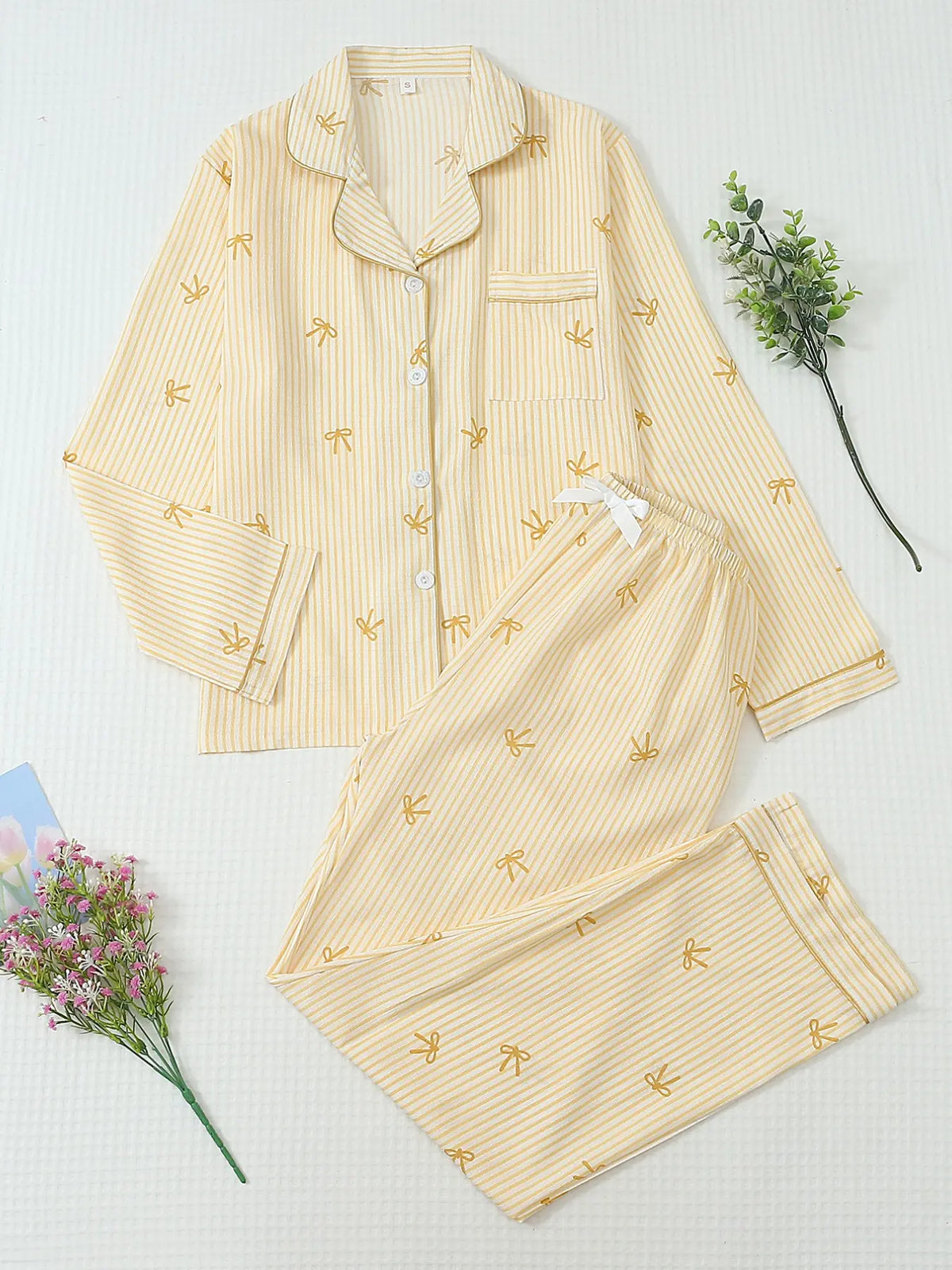 Women's Striped Bow Print Long Sleeve Pajama Set, Sweet Cute Button Front Top and Pants, Casual Home Wear Loungewear for All Seasons