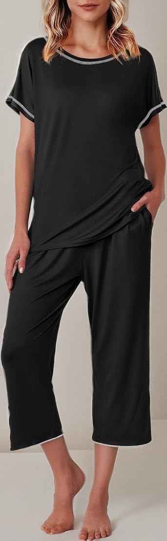 Ekouaer Womens Capri Pajama Sets Print Short Sleeve Sleepwear Top and Pants