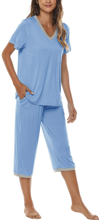 JINSHI Women's Pajamas Set Short Sleeve Top and Capri Pants Lightweight Sleepwear Comfy Pjs Lounge Set with Pockets