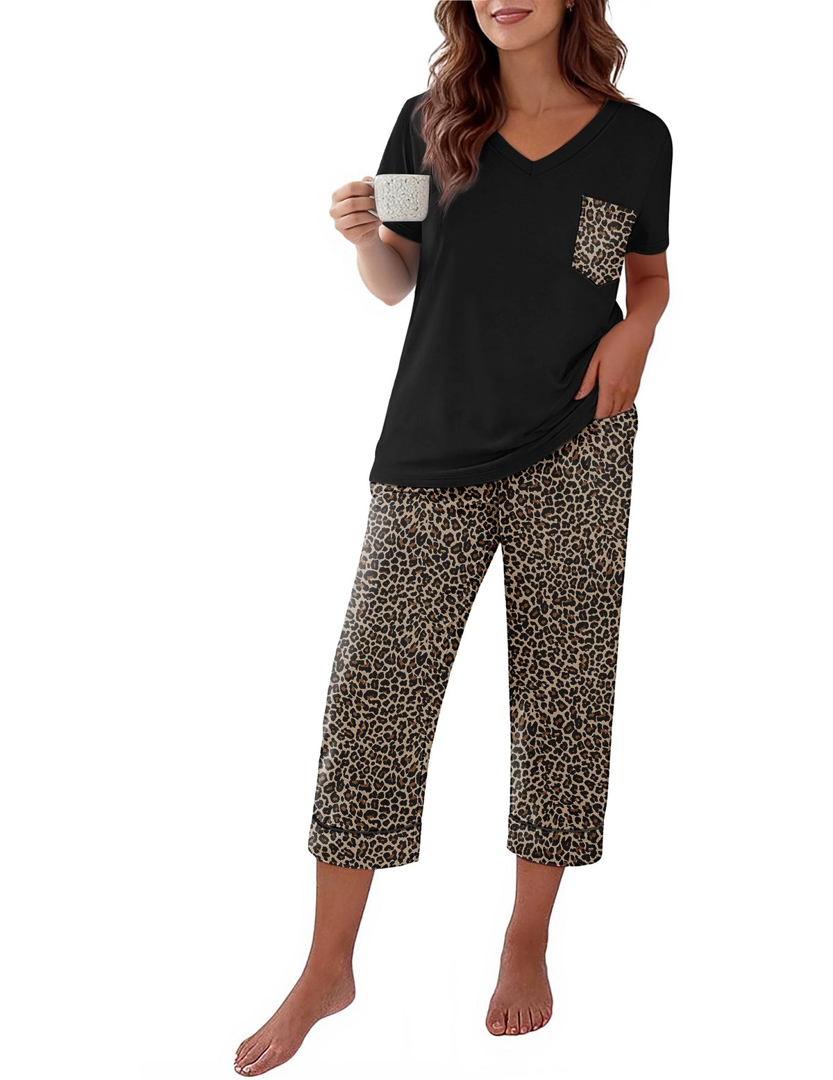 Ekouaer Cotton Pajamas for Women Set Short Sleeve Top and Capri Pants