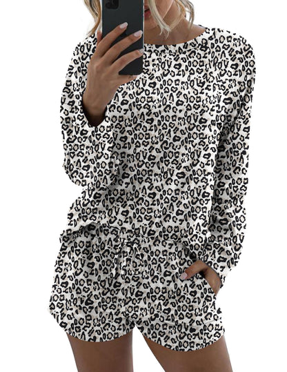 Ekouaer Womens Pajama Sets Long Sleeve Top and Shorts Lounge Set Sleepwear