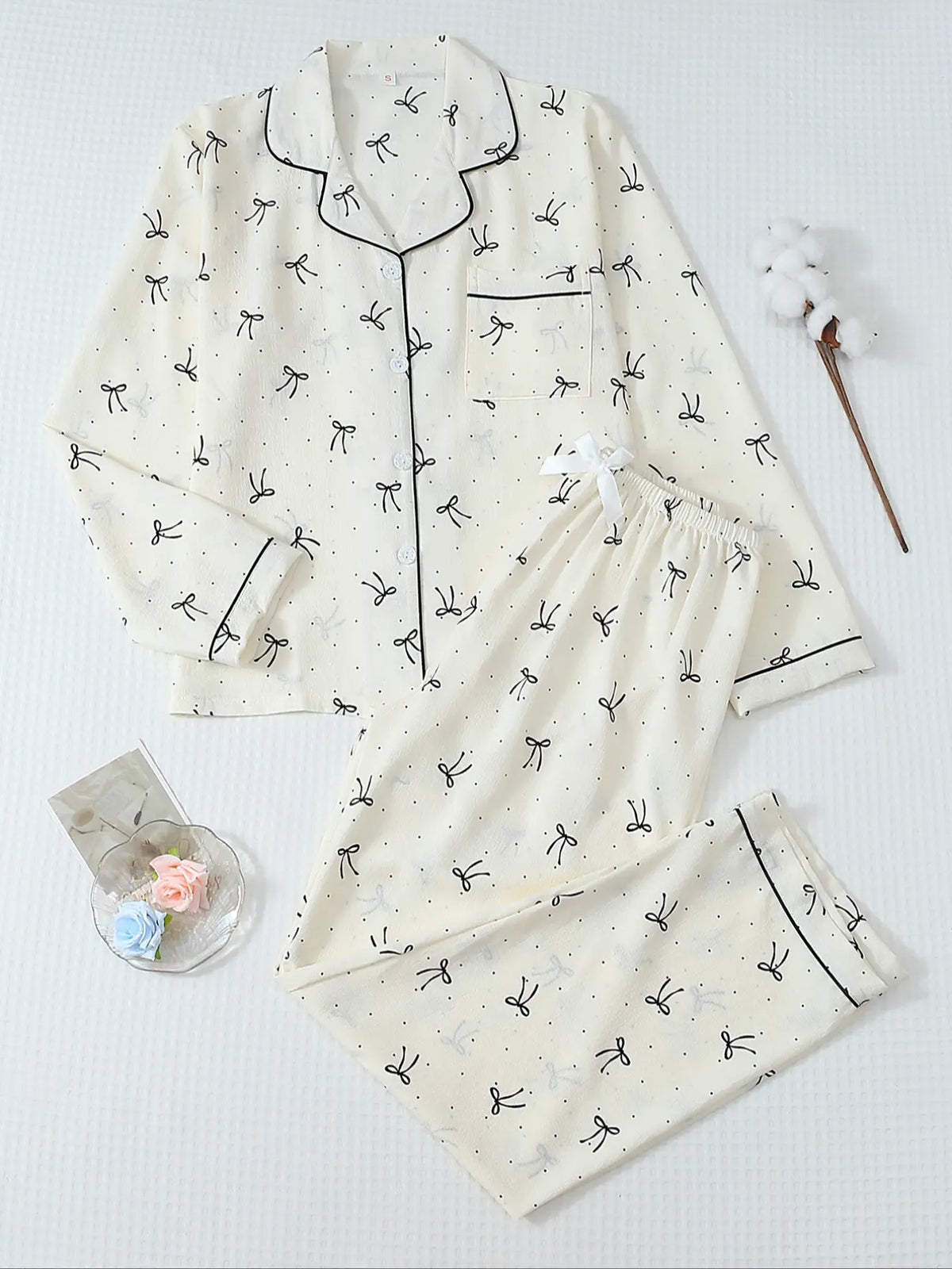 Women's Striped Bow Print Long Sleeve Pajama Set, Sweet Cute Button Front Top and Pants, Casual Home Wear Loungewear for All Seasons